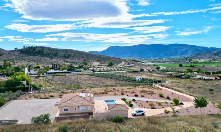 Herverkoop - Villa -
Hondón de las Nieves - Hondón de las Nieves*