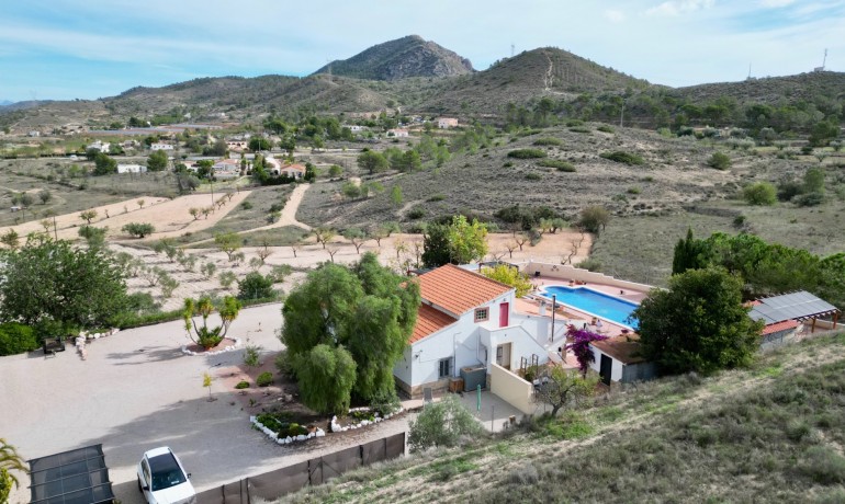 Revente - Villa -
Hondon de los frailes - Hondon de los Frailes*