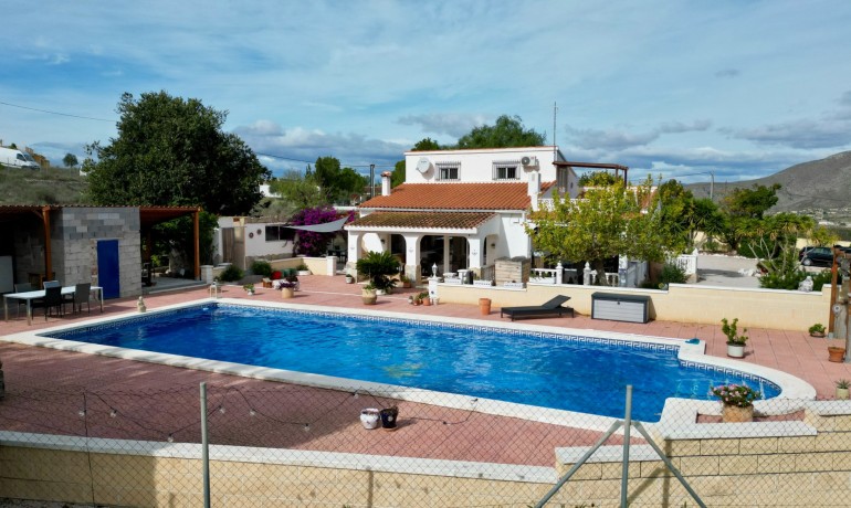 Revente - Villa -
Hondon de los frailes - Hondon de los Frailes*