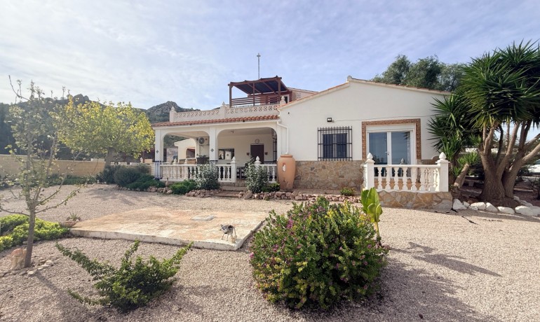 Revente - Villa -
Hondon de los frailes - Hondon de los Frailes*
