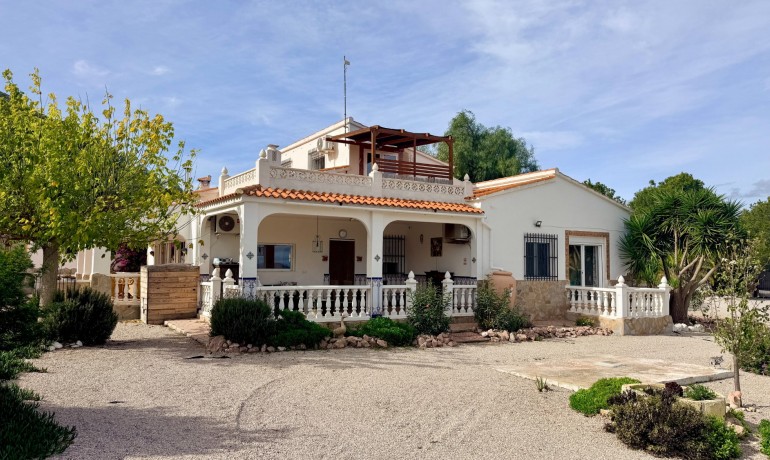 Revente - Villa -
Hondon de los frailes - Hondon de los Frailes*