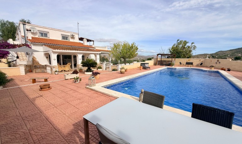 Revente - Villa -
Hondon de los frailes - Hondon de los Frailes*