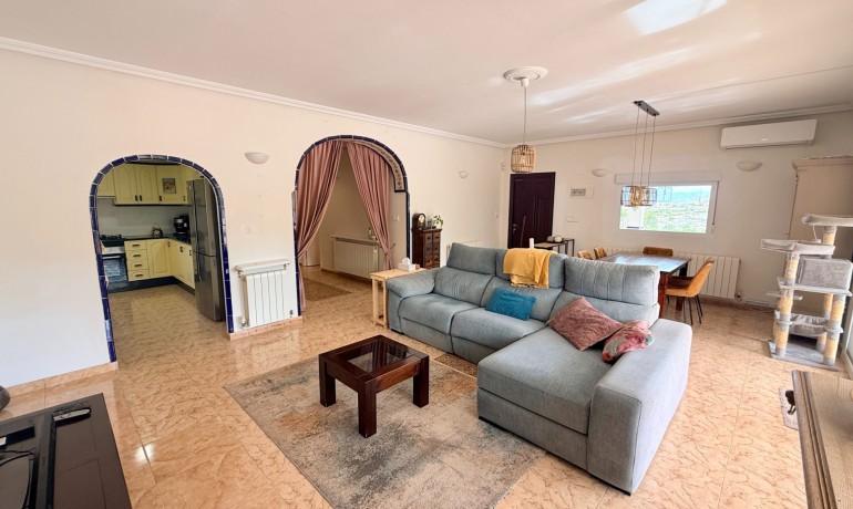 Revente - Villa -
Hondon de los frailes - Hondon de los Frailes*