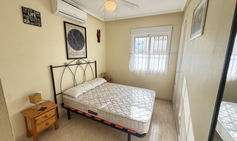 Herverkoop - Huis -
Villamartin