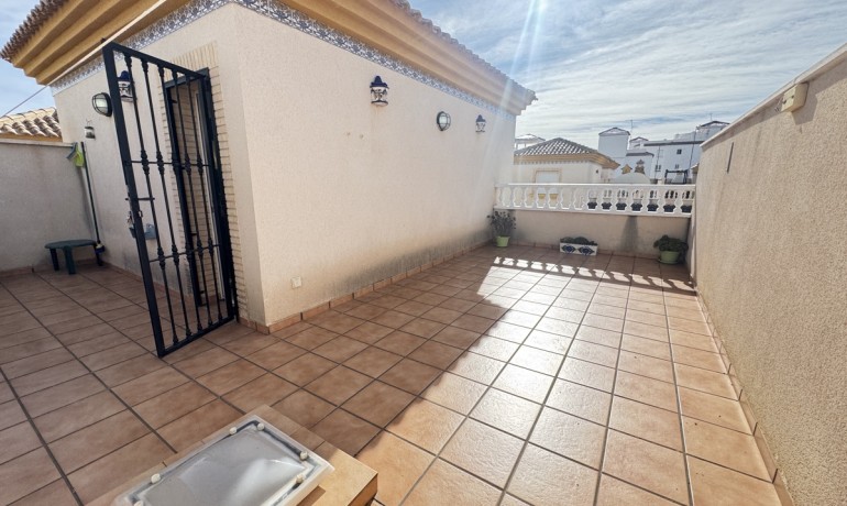 Herverkoop - Huis -
Villamartin