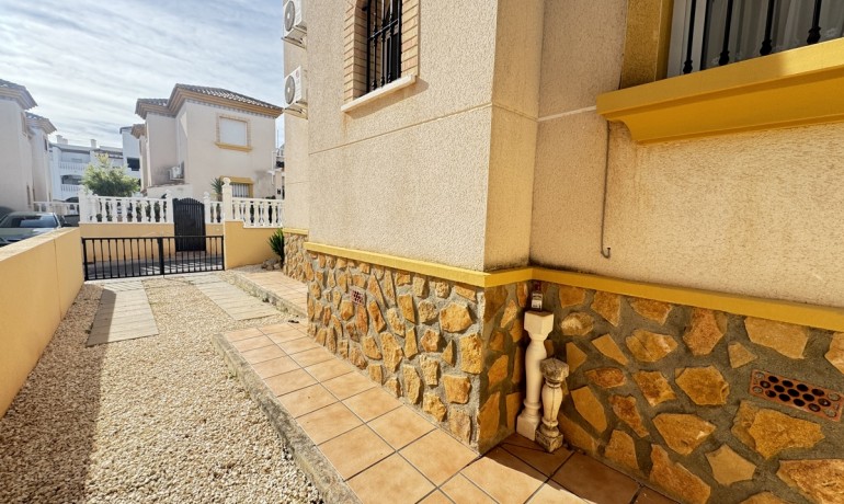 Herverkoop - Huis -
Villamartin