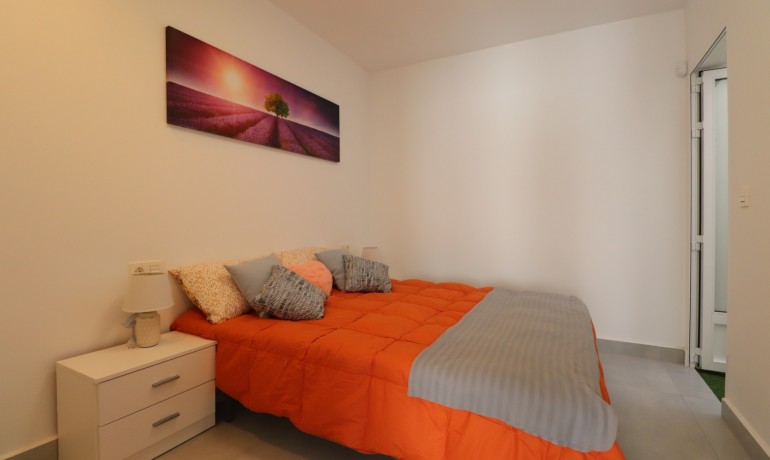 Herverkoop - Huis -
Torrevieja* - San Luis