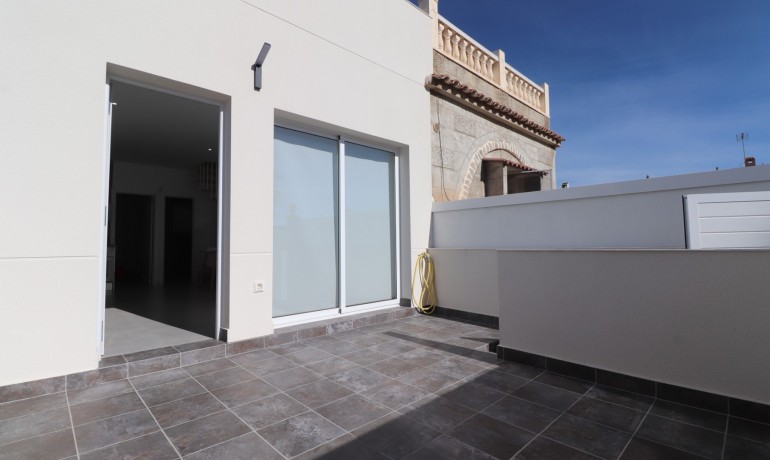 Herverkoop - Huis -
Torrevieja* - San Luis