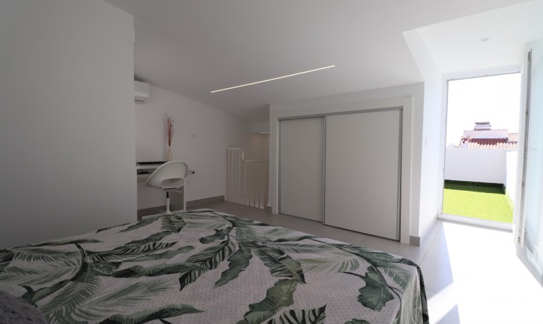 Herverkoop - Huis -
Torrevieja* - San Luis