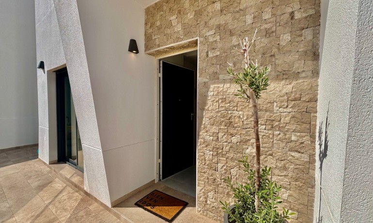 Herverkoop - Villa -
Benijofar* - Benijofar - Village