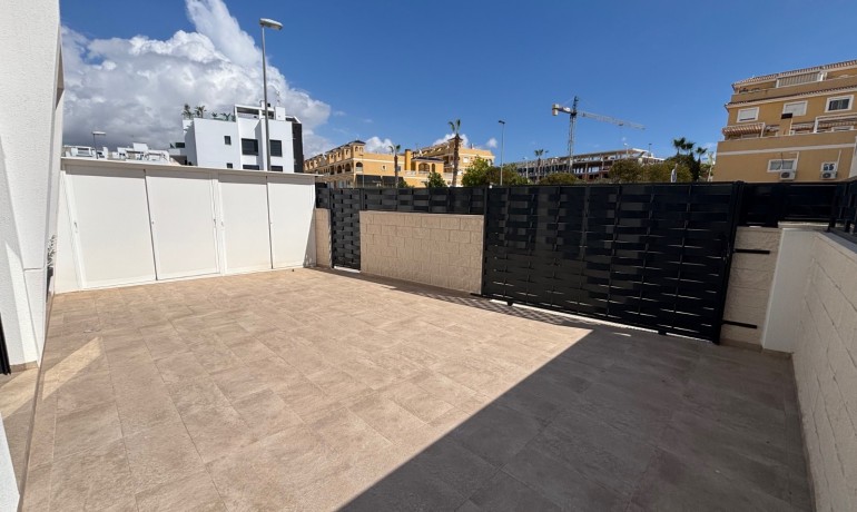 Herverkoop - Villa -
Benijofar* - Benijofar - Village