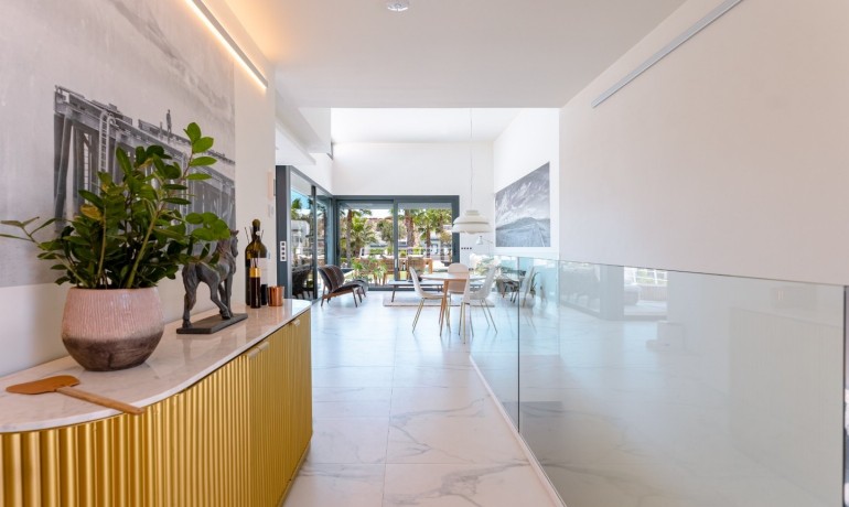 Sale - Villa -
San Miguel de Salinas*