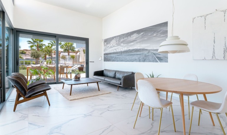 Sale - Villa -
San Miguel de Salinas*