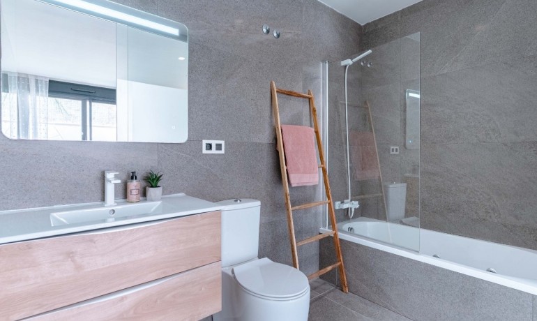 Sale - Villa -
San Miguel de Salinas*