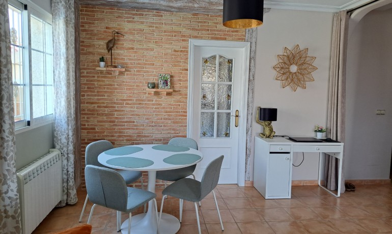 Herverkoop - Villa -
Benijofar* - Benijofar