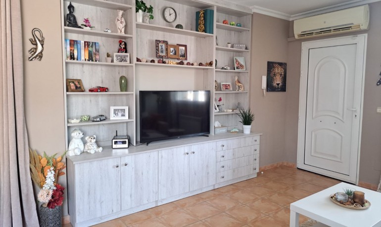 Herverkoop - Villa -
Benijofar* - Benijofar