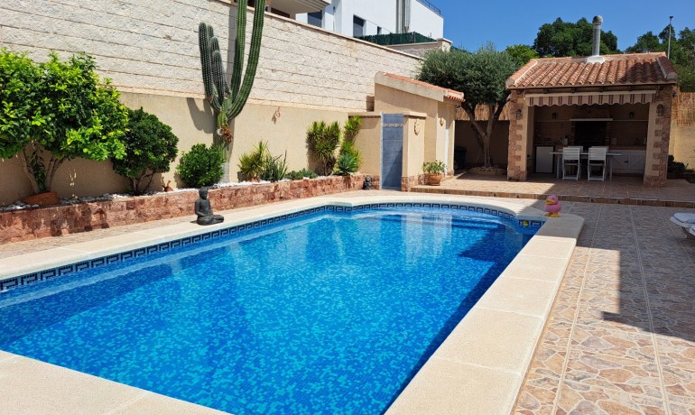 Herverkoop - Villa -
Benijofar* - Benijofar