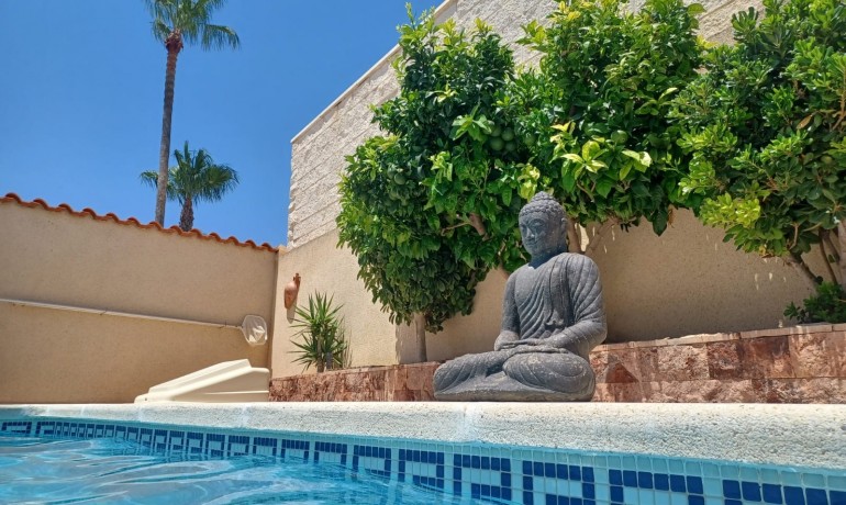 Herverkoop - Villa -
Benijofar* - Benijofar