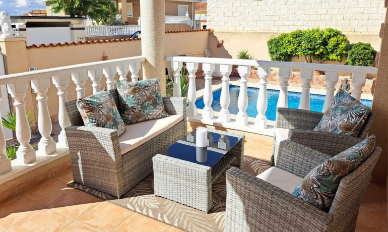 Herverkoop - Villa -
Benijofar* - Benijofar