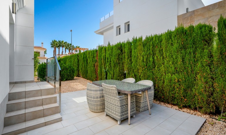 Herverkoop - Huis -
Cuidad Quesada* - Doña pepa