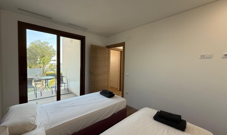 Herverkoop - Villa -
Orihuela* - Las Colinas Golf