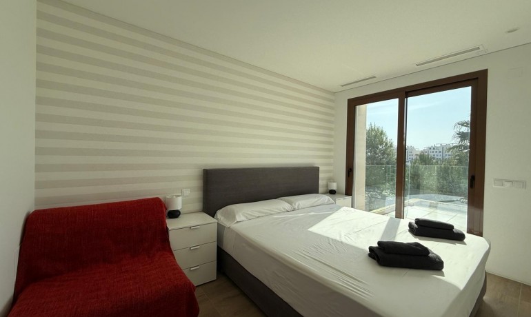 Herverkoop - Villa -
Orihuela* - Las Colinas Golf