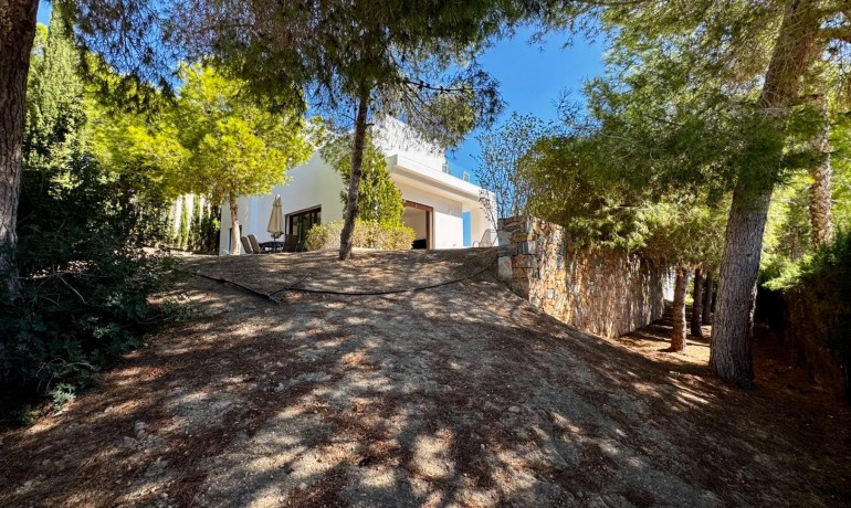 Herverkoop - Villa -
Orihuela* - Las Colinas Golf