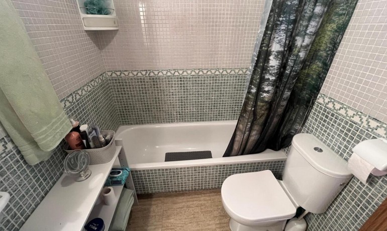 Herverkoop - Huis -
Algorfa* - Algorfa