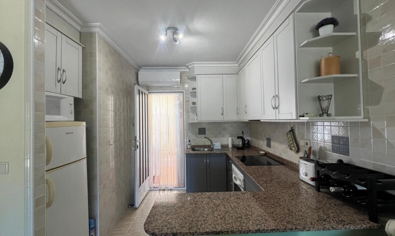 Herverkoop - Huis -
Algorfa* - Algorfa