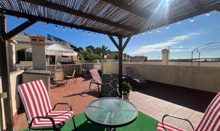 Herverkoop - Huis -
Algorfa* - Algorfa