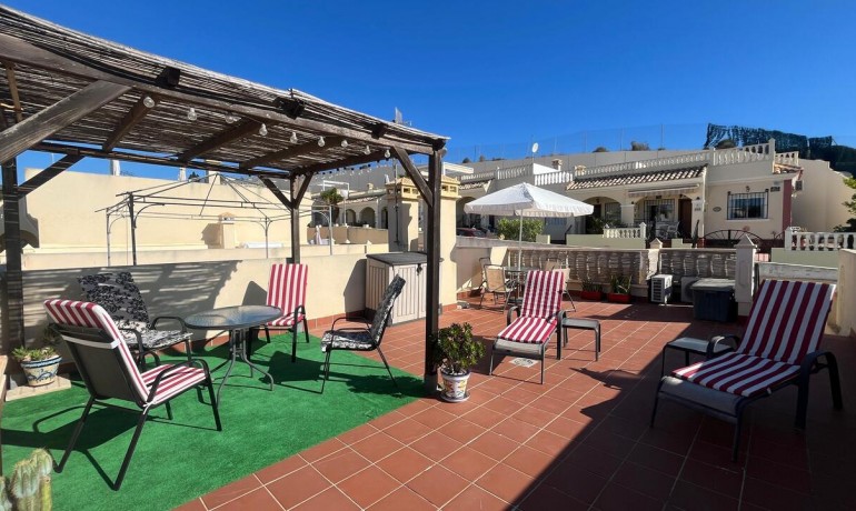 Herverkoop - Huis -
Algorfa* - Algorfa