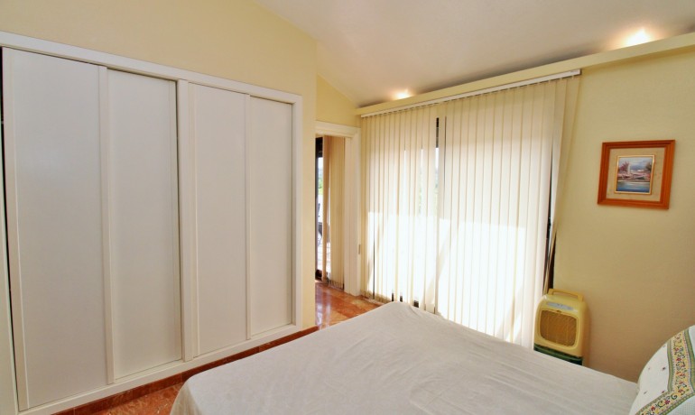 Sale - Apartment / Flat -
Las Ramblas