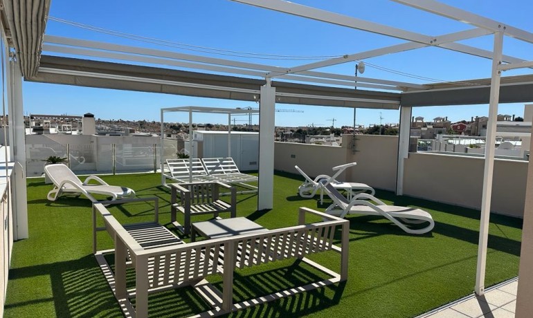 Revente - Villa -
Orihuela Costa* - Villamartin*