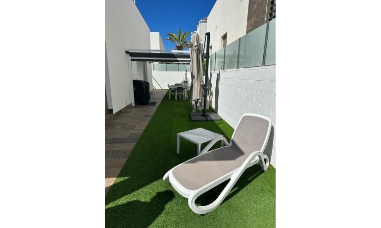 Revente - Villa -
Orihuela Costa* - Villamartin*