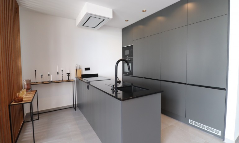 Herverkoop - Huis -
Benijofar* - Benijofar - Village