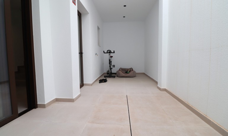 Herverkoop - Huis -
Benijofar* - Benijofar - Village