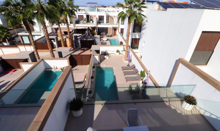 Herverkoop - Huis -
Benijofar* - Benijofar - Village