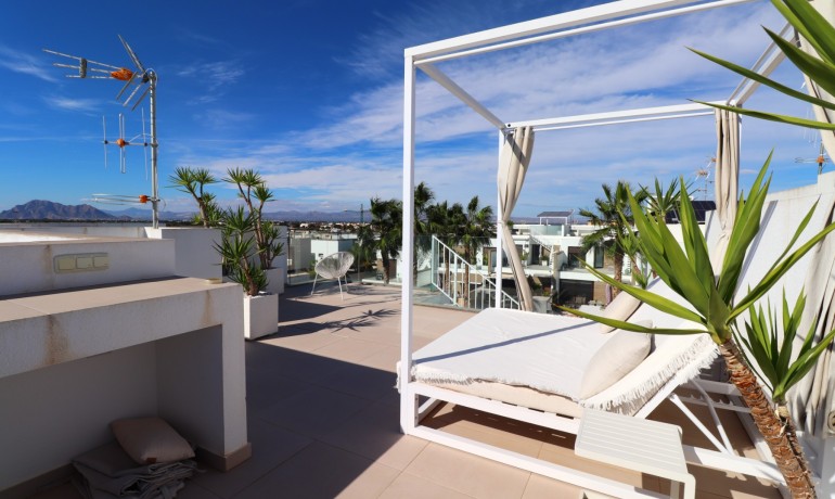 Herverkoop - Huis -
Benijofar* - Benijofar - Village