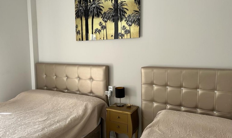 Revente - Villa -
Orihuela Costa* - Villamartin*