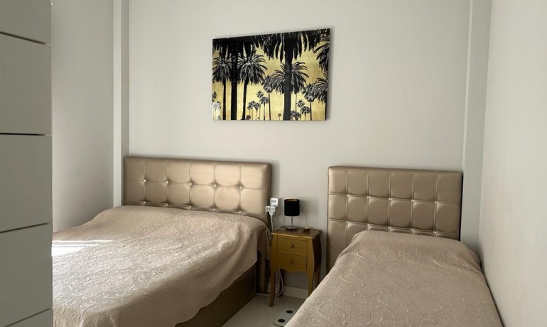 Revente - Villa -
Orihuela Costa* - Villamartin*