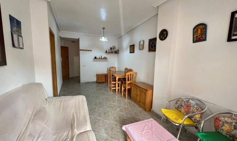 Herverkoop - Appartement / Flat -
Torrevieja* - La Mata