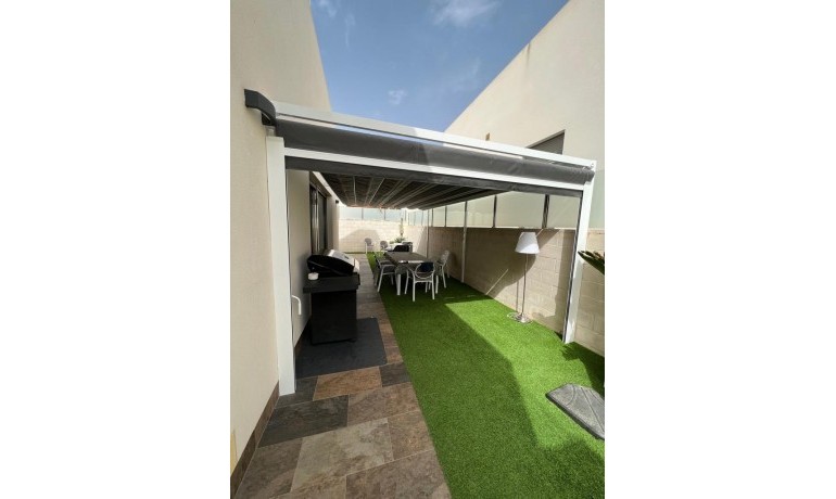 Revente - Villa -
Orihuela Costa* - Villamartin*