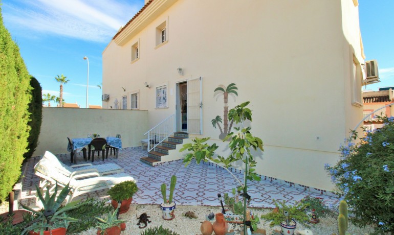 Herverkoop - Appartement / Flat -
Playa Flamenca