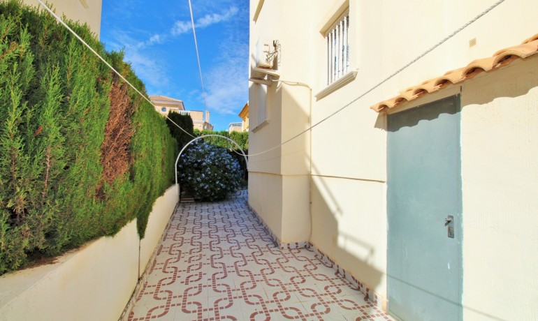 Herverkoop - Appartement / Flat -
Playa Flamenca