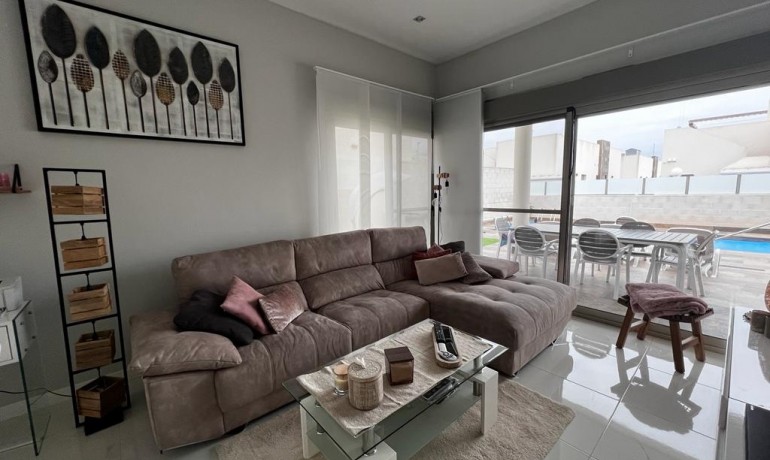 Revente - Villa -
Orihuela Costa* - Villamartin*