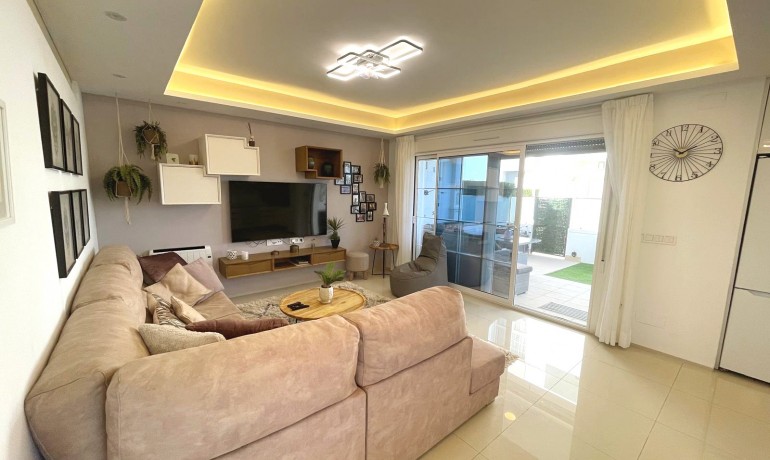 Herverkoop - Appartement / Flat -
Cuidad Quesada* - Doña Pepa