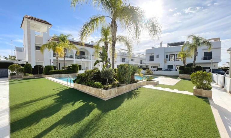 Herverkoop - Appartement / Flat -
Cuidad Quesada* - Doña Pepa