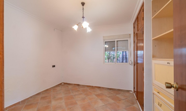 Herverkoop - Villa -
Torrevieja* - Los altos