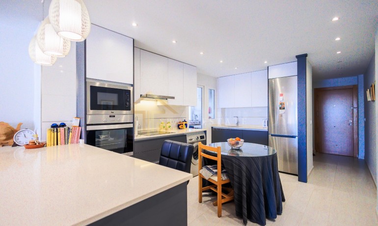 Herverkoop - Appartement / Flat -
Torrevieja* - Paseo maritimo