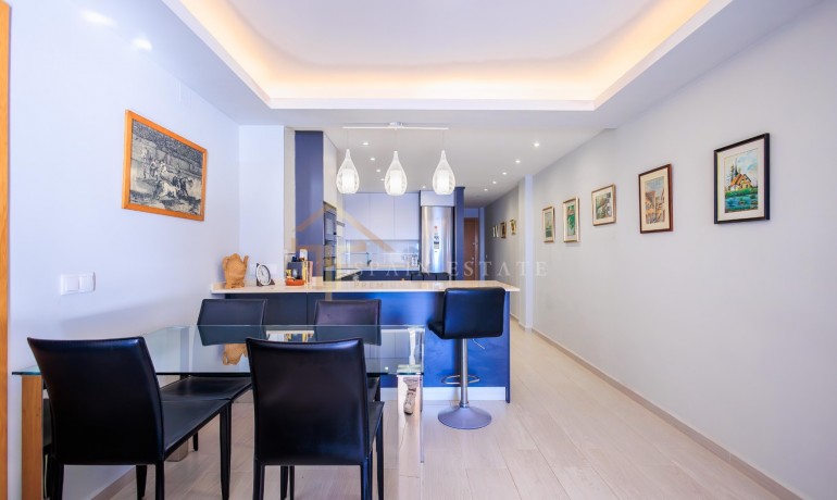 Herverkoop - Appartement / Flat -
Torrevieja* - Paseo maritimo